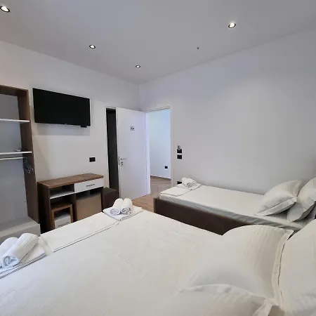 White Пермети