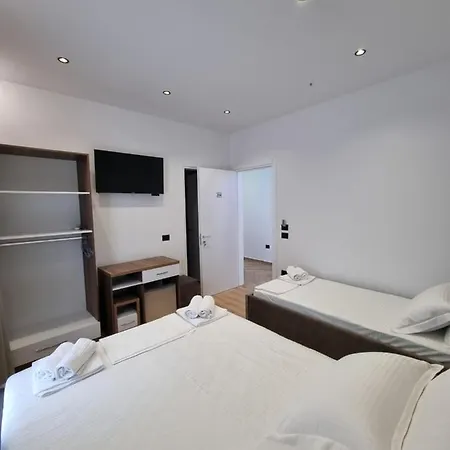 White Hotel *