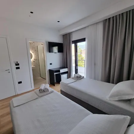 Hotel White Permet