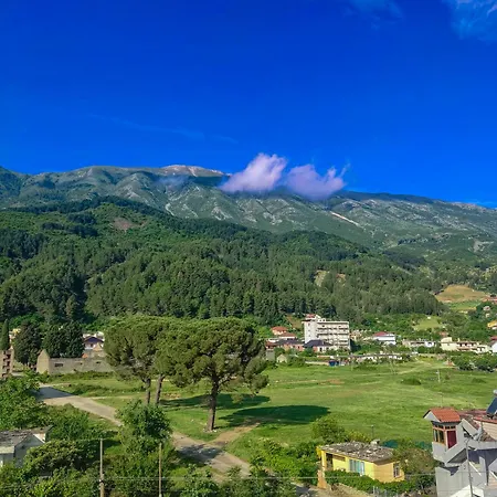 ホテル White Përmet